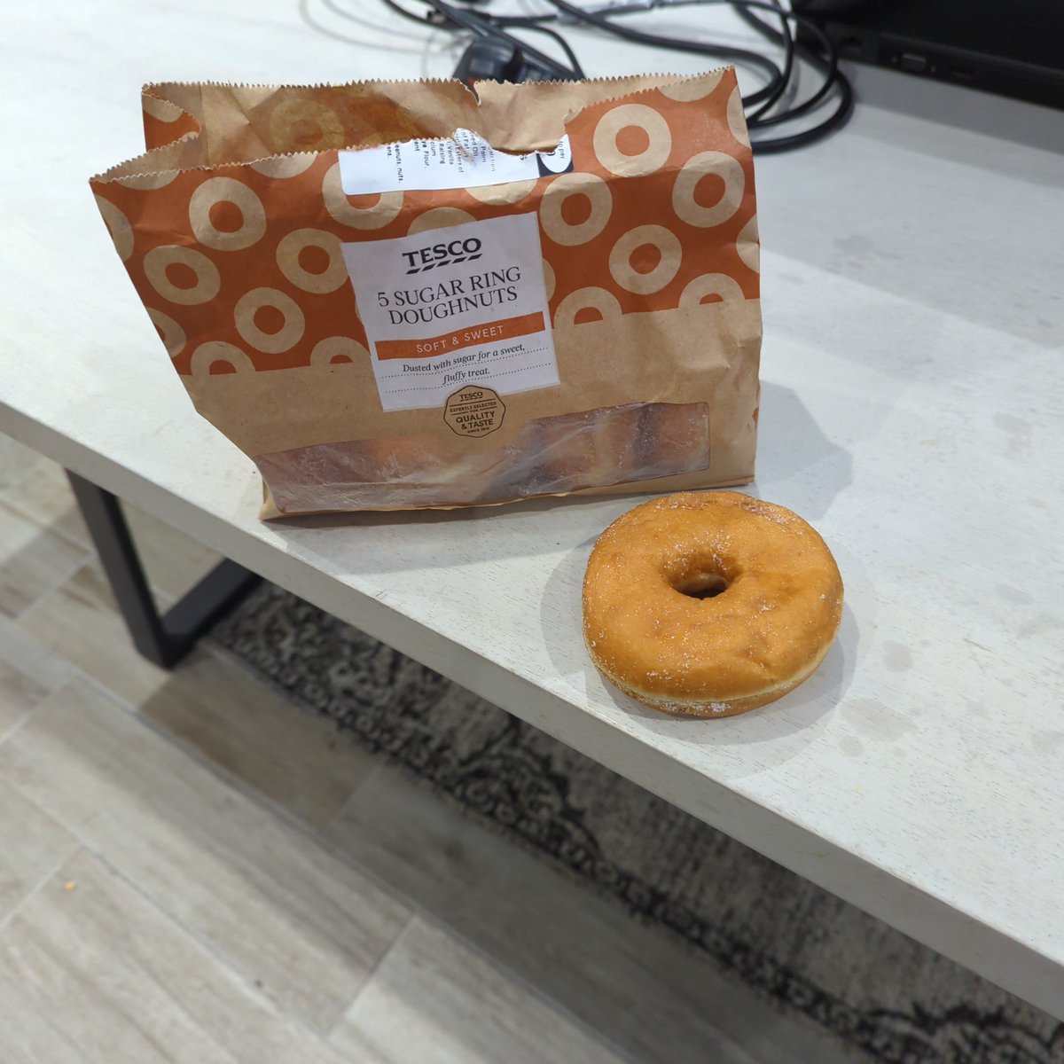 KatieWakeman's tweet photo. @Tesco where is the sugar on my sugar ring doughnut?? Times must be hard if you're having to cut back! #norenoughsugar #doughnut #shrinkflation https://t.co/JT5DaZok9f