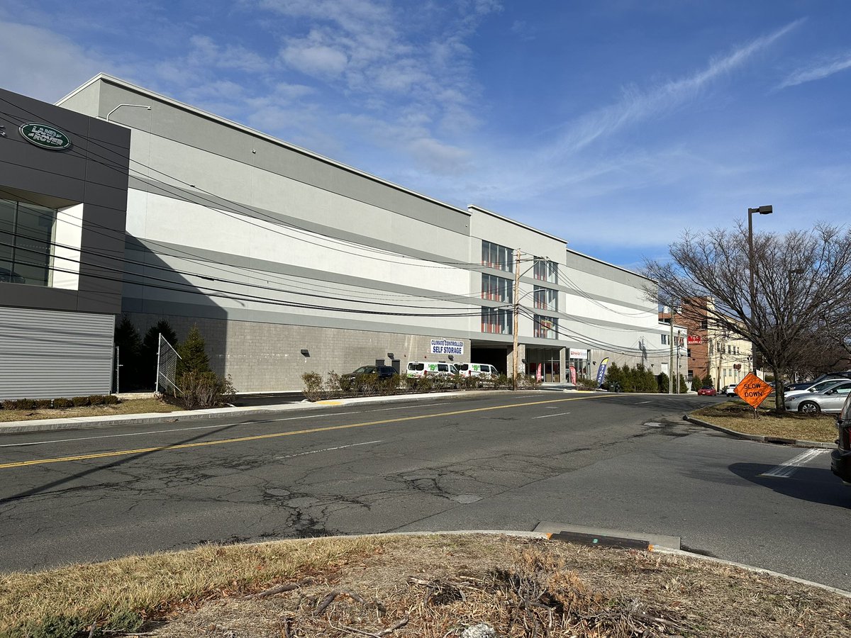 stevehou's tweet image. For the past 2 years, I’ve seen this new construction next to the Costco I visit every other weekend and wondered what it’s going to be. After 24 months of waiting with abated breath, the project reveals in a grand opening to be a “climate controlled self-storage”.

#ConsumeLess