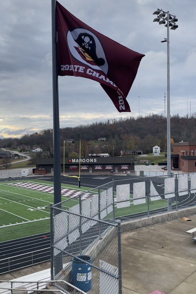 KNOW YOUR SCHOOL HISTORY:
Pulaski County has had 7 players be named “All-State” as Running Backs:
Omar Rogers-1985
Eric Atwell-1987 &amp; ‘88
Rodney Stephens-1989
Jonathan Purcell-1998
Jonathan Denham-2003
Alex Abner-2010
Tyler Goins-2012
Who’s next….?
#MFL