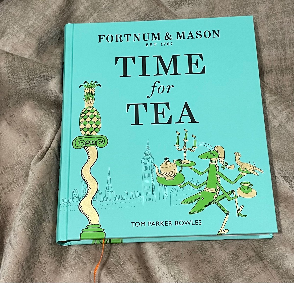 The art of war has been left behind now it’s time for the art of peace…
#Peace #notwar #teatime