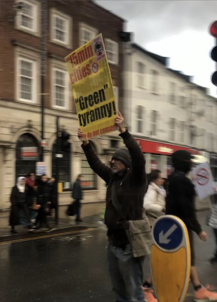 Simon Kendler (also on bsky simonzev.bsky.social) tweet media