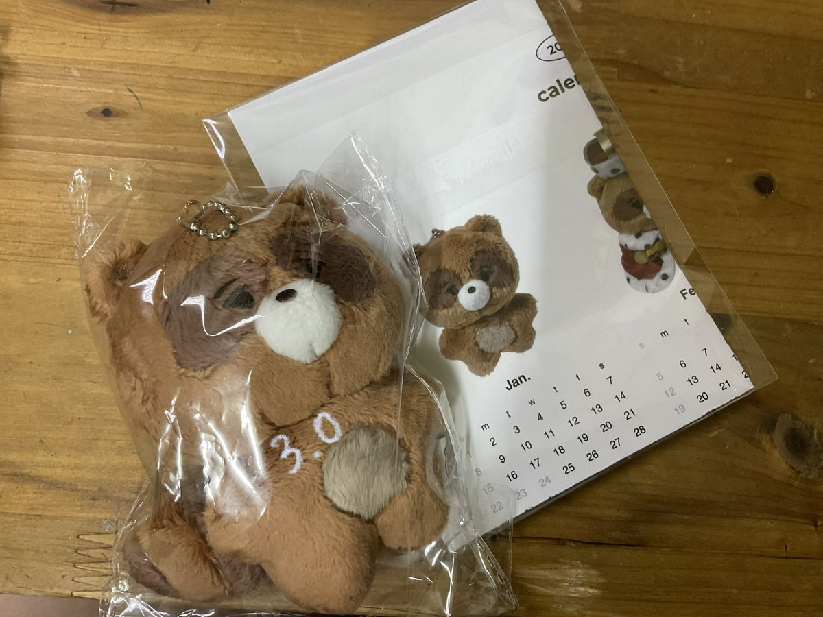 1234otf's tweet photo. 더보이즈 선우 위스퍼 be aware 위스퍼 미공포 양도 포카 

일괄 극우대

❗️첫번째 사진 포카 일괄 구매시 팝업 트레카 무료 증정+배송비 제가 부담합니다!
❗️포카는 2 이상 거래
❗️쪼구리는 반택포 가격
❗️인형 군밤모자는 4차 공구때 구매했고 +재배비 받아서 반택포 1.2에 양도합니당 (아직 현물x) https://t.co/bjJ8D9FI8s