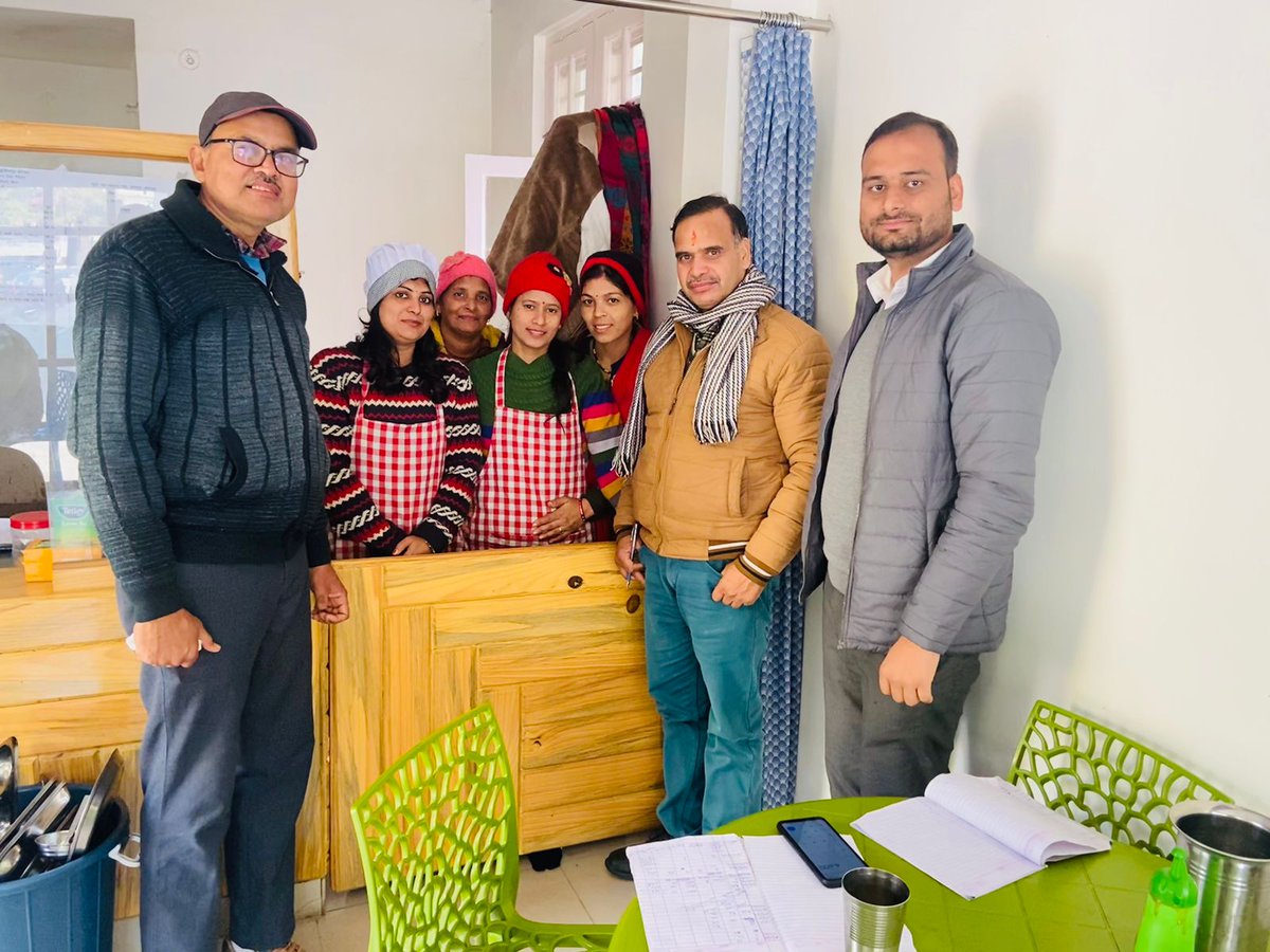 REAPNainital's tweet photo. HILANS Kitchen at Block office Ramnagar is a successful venture having an average monthly turnover of 50K. This type of model can be replicated to other blocks and tourist places.@basava_ias @nitikakh22 @CdoNainital @REAPUttarakhand @REAPNainital @MoRD_GoI https://t.co/K6o7tXFGrG