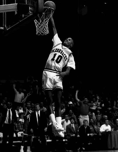 Good morning fam ! Have a nice day all and don\t forget to wish a happy 53rd birthday to Todd Day 