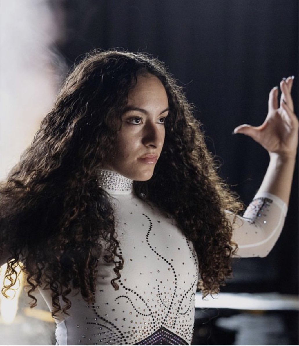 Good luck to Karina on her NCAA debut today at <a href="/super16gym/">MEAN GIRLS SUPER 16 Gymnastics Championships</a> meet. 
@EBHSprinc
<a href="/EB_Athletics/">Bears Athletics</a>
#Hawkeyes