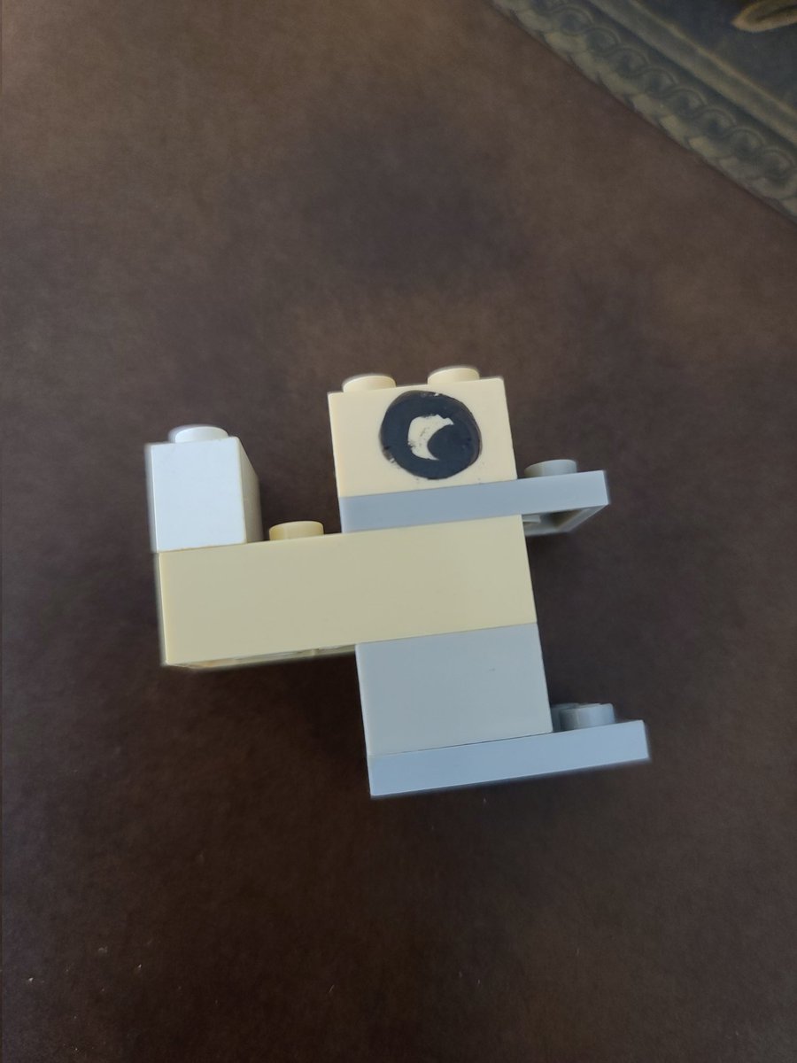 weslibrarydce's tweet photo. Day of Play with @carlyandadam @MrSTEmurray #STEMTeacherSummit https://t.co/AV3uLWDfFQ