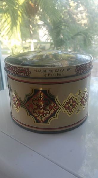 Vintage High Class Thorne's Tin Laughing Cavalier Confectionery
etsy.com/listing/272203…
#pinkpussykatvintage #tin #laughingcavalier #confectionery #Collectibles #collectabletin #vintageetsy #collectibletin #etsy #etsyshop #etsyvintage