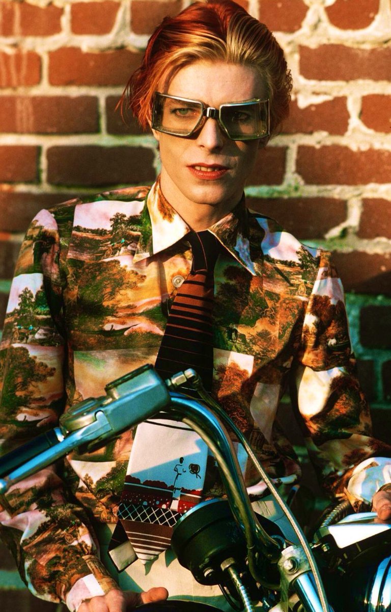 JakeRudh's tweet photo. David Bowie / 1975

📷 Steve Schapiro https://t.co/hrgoog85tg
