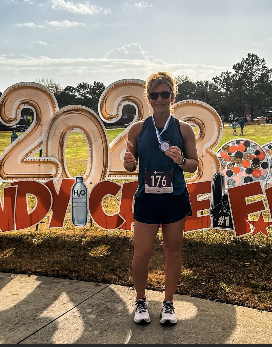 First run of 2️⃣0️⃣2️⃣3️⃣! Love supporting local schools at their annual Candy Cane Fun Run. @CyFairISD #wearesalyards