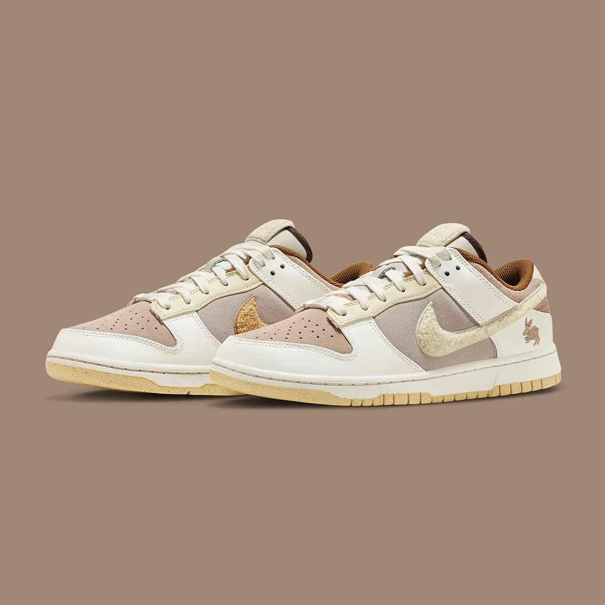JustFreshKicks's tweet photo. Official Look at the upcoming Nike Dunk Low “Year of the Rabbit” 🐇 https://t.co/YK9M6zQWOn