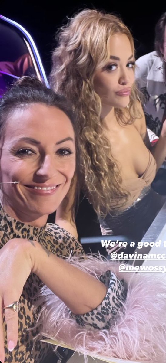 UKHotCelebs1's tweet photo. Rita Ora &amp; Davina McCall 😈😈😈😈😈😈 https://t.co/kZIcQLWnOY