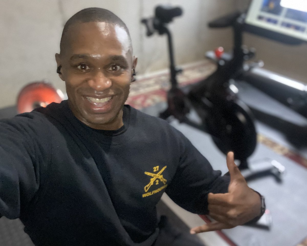 Chaplain_JP's tweet photo. Almost skipped my workout today, but when you get paid to stay fit you do what’s necessary to support the Family 😊💪🏽

I had to shed the sweatshirt after thirty minutes of HIIT Cardio, but it was 2/27 IN Wolfhouds the whole way! https://t.co/qEkE1uPEB7