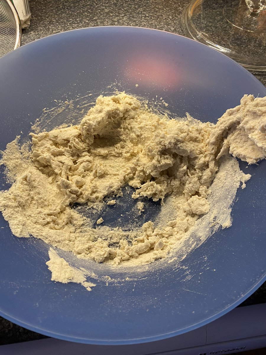 PicturskewPhoto's tweet image. Today in my #creativekitchen Naan Bread or some call it yogurt bread either way #nomnom