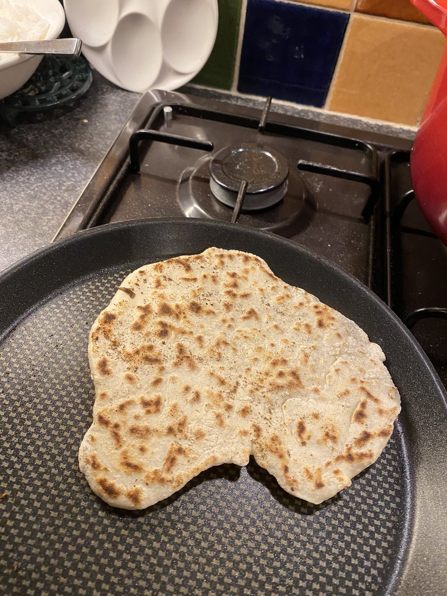 PicturskewPhoto's tweet image. Today in my #creativekitchen Naan Bread or some call it yogurt bread either way #nomnom