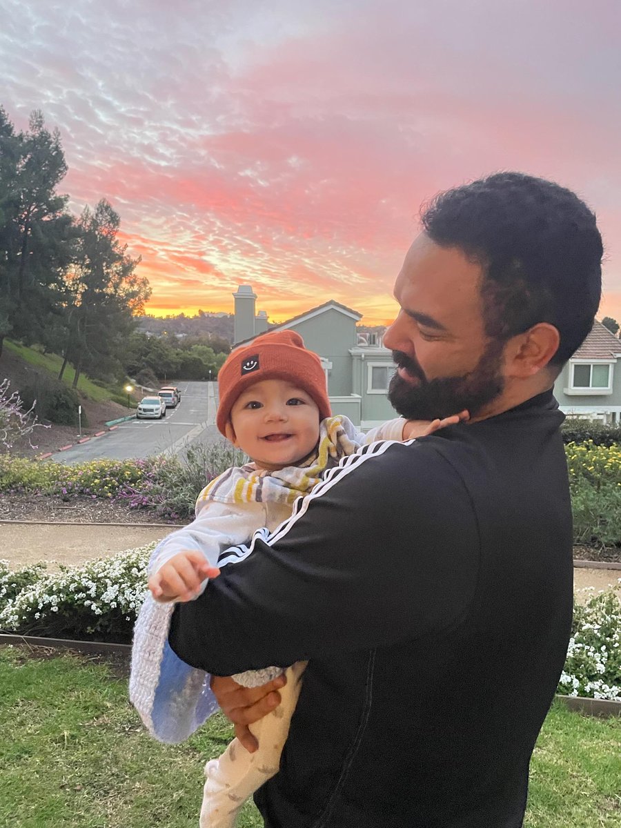 jameshenrylopez's tweet photo. I've NEVER been a morning person but this guy gets me up before the sun every morning and I'm not even mad about it. https://t.co/iZJly879DX