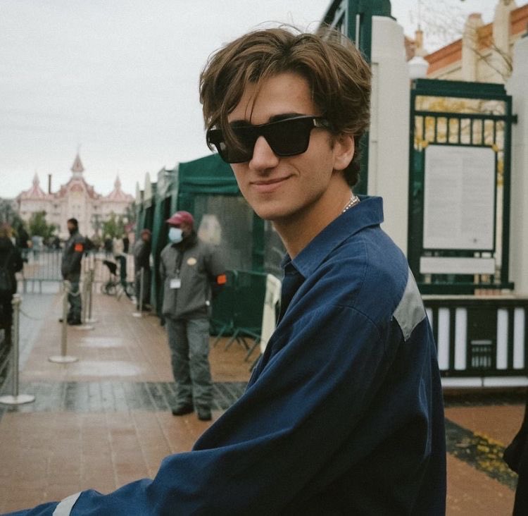 comfortbash's tweet image. 