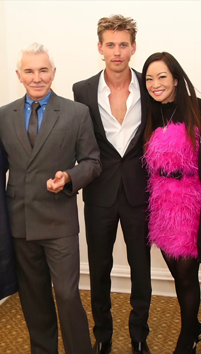 jennifer_su's tweet photo. With @ElvisMovie director @bazluhrmann and lead actor @austinbutler at the @Variety @Variety_Film Top 10 Directors & Creative Image Awards @PSFilmFest #PalmSpringsFilmAwards #Variety #10towatch #bazluhrmann #AustinButler #ElvisHistory #Elvis2023 https://t.co/yGpQTIuwEj