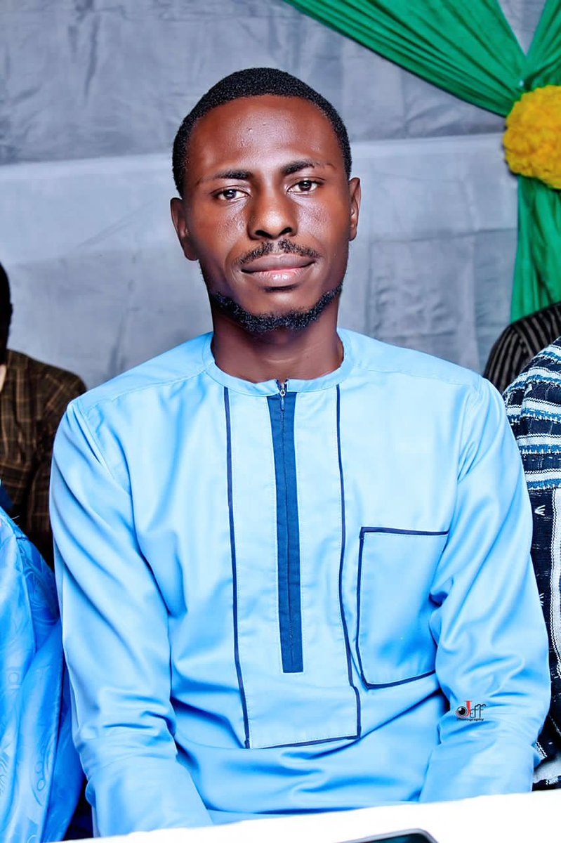 Having a place to go  -  𝐢𝐬 𝐚 𝐇𝐨𝐦𝐞 🏠   

Having someone to Love 😍  - 𝐢𝐬 𝐚 𝐟𝐚𝐦𝐢𝐥𝐲 👪   

Having both - 𝐢𝐬 𝐚 𝐛𝐥𝐞𝐬𝐬𝐢𝐧𝐠 🕌.  

𝐀𝐥𝐡𝐚𝐝𝐮𝐥𝐢𝐥𝐥𝐚𝐚𝐡 we got both.. Enjoy your weekend..