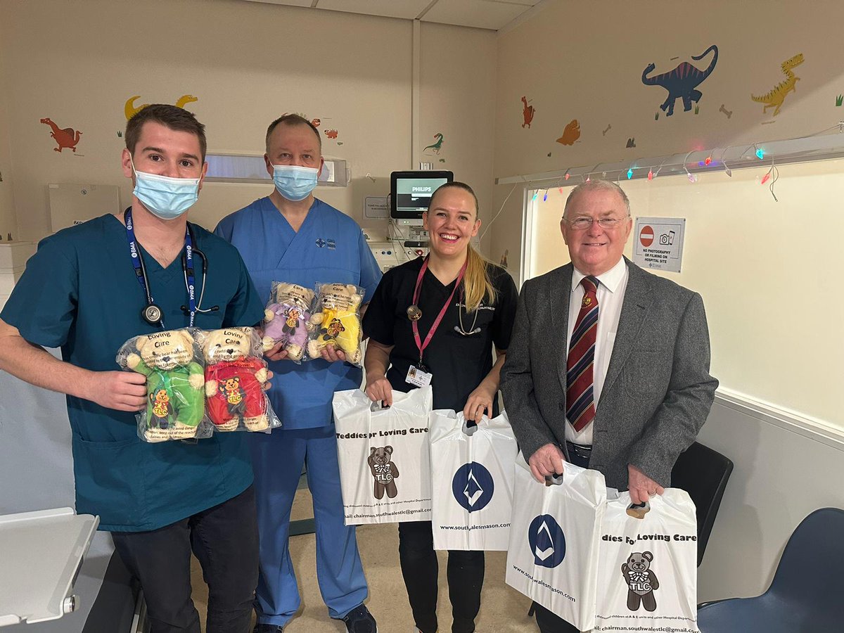 Peter Williams  
Vice Chairman, TLC South Wales Charity. 
Delivering Four Apple ipads to Bridgend’s New Children’s Emergency Ward on A. &amp; E.
Sarah Devine Consultant, and nursing staff, receiving Ipads and Hospital Bears for the Children,
2528 Bears Del. Bridgend A &amp; E