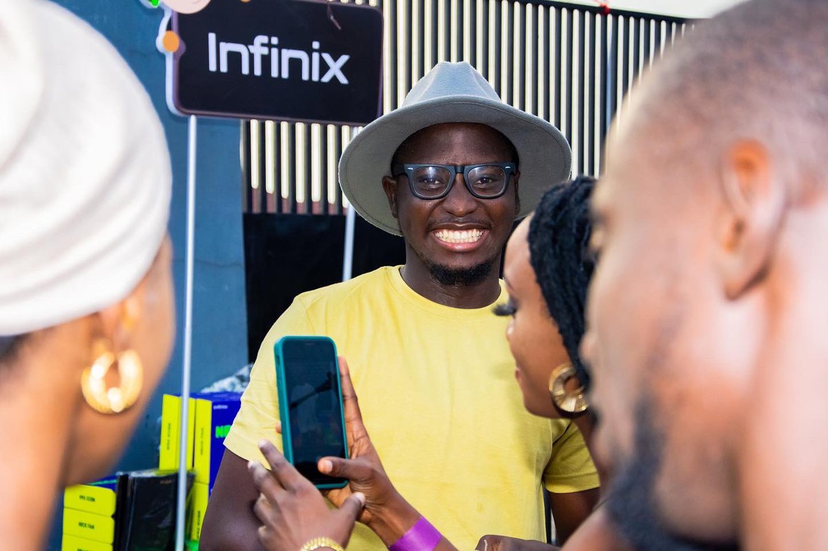 The_FuseNation's tweet photo. Smile! It’s free therapy 😁😁

Use your smile to change the world, don’t let the world change your smile this 2023… 

We are available for your events, start sending in your bookings 🎊

FuseNation remains your best FUN Plug😊. https://t.co/Oa7LB7JiID
