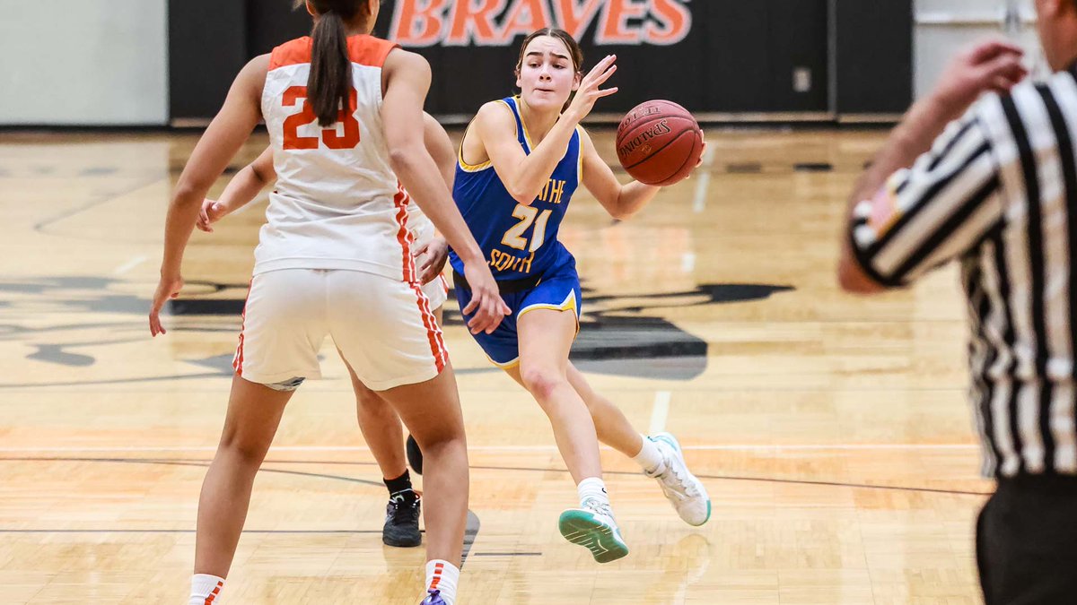 Mac Moore on Twitter "PHOTOS Olathe South vs. Bonner Springs girls