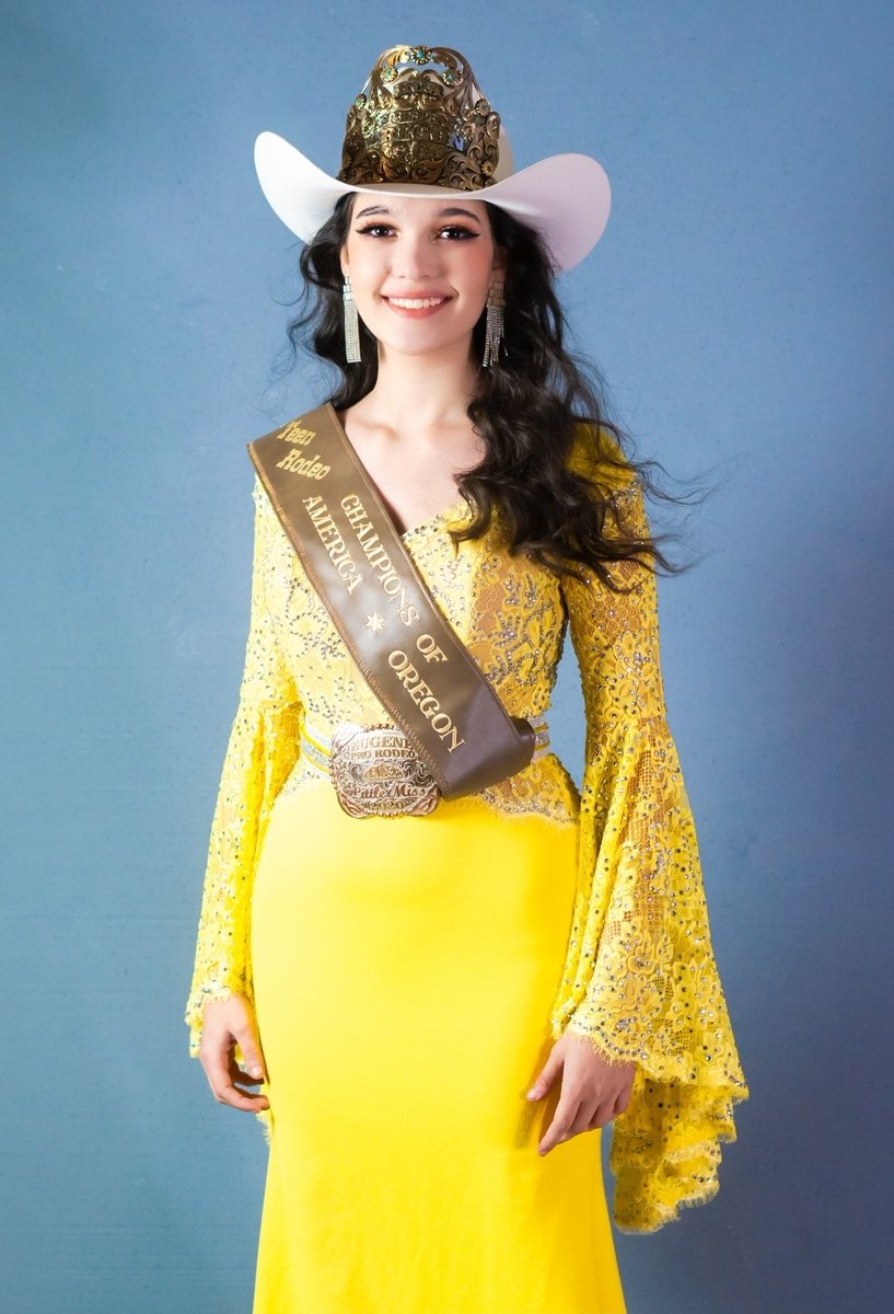 HoneyBadgerMom on Twitter "Tonight my girl hands down her rodeo queen