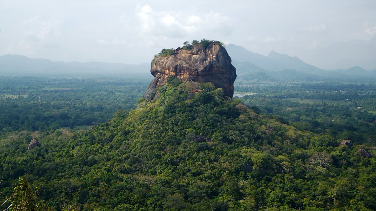 luxtvlboutique's tweet photo. 🗺4* Highlights of Sri Lanka - 7 nights
🐘On this 8 day private guided tour visit the Dambulla temple with its ancient Buddha sculptures. Climb the ruins of the Sigiriya rock fortress high above the rainforest. Spot Asi - https://t.co/Wk3RuLznzi https://t.co/QDdytKJI5W