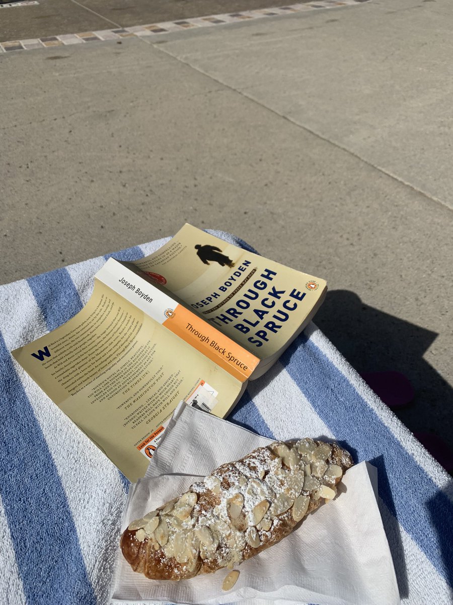 taylorgcoates's tweet photo. Starting off my 2023 strong with an incredible read by the pool https://t.co/2QlHG1k1Zm