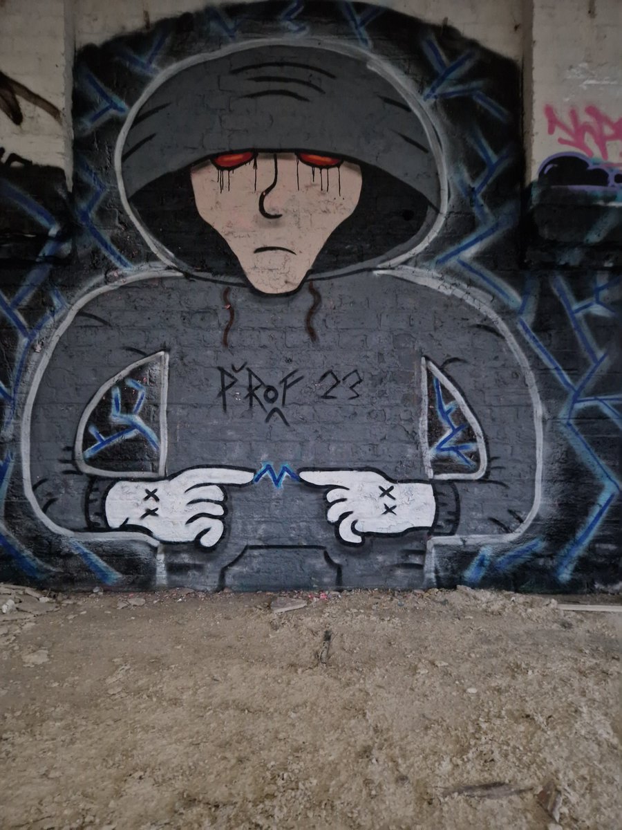 watkins92's tweet photo. Today's new piece
#StreetArt #graffiti #Prof #electric #BadGuys https://t.co/jBr19gzZkB