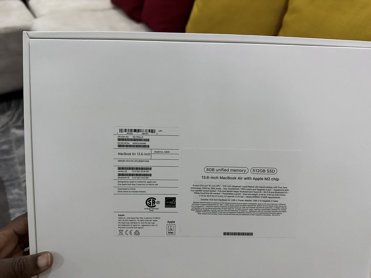 PhcGadget's tweet photo. Weekend deal!!
2022 MacBook Air (3 weeks old)
M2 Chip 
512GB SSD
8GB

₦835,000 only!! https://t.co/FOQUjV24O9