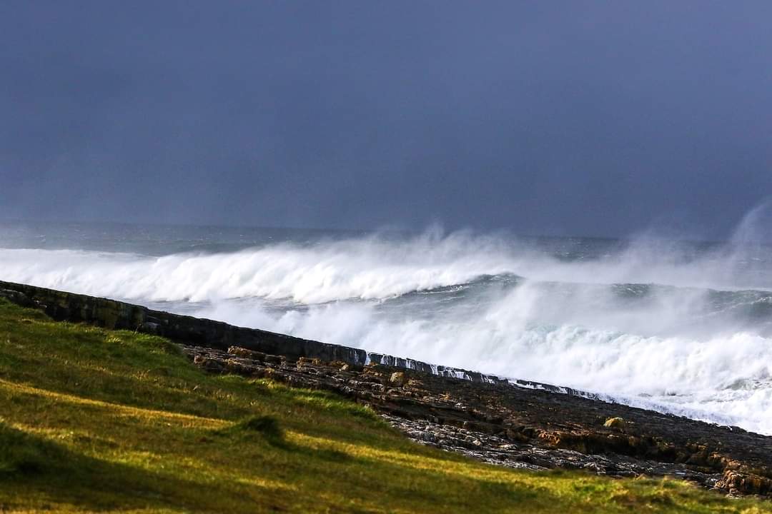 Surfs up.
#mullaghmore #Sligo #Ireland #wildatlanticway