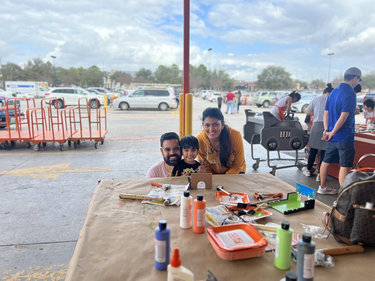 DeangeloBHD6838's tweet photo. First Kids Workshop of the New Year https://t.co/dtG2bpNQMJ