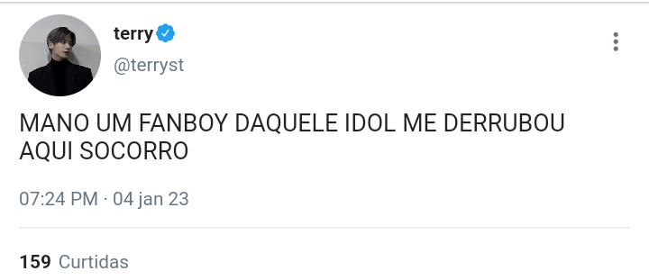 taelitismo's tweet photo. taegyu au onde;

kang taehyun é um dos artistas mais famosos da coreia, e acaba sendo derrubado no aeroporto por um fanboy de um idol. 

ou

onde choi beomgyu é dono de uma fanpage para o idol choi yeonjun, em segredo, e ao mesmo tempo é curador de uma galeria de artes. até que++ https://t.co/PVrMFo3tu2
