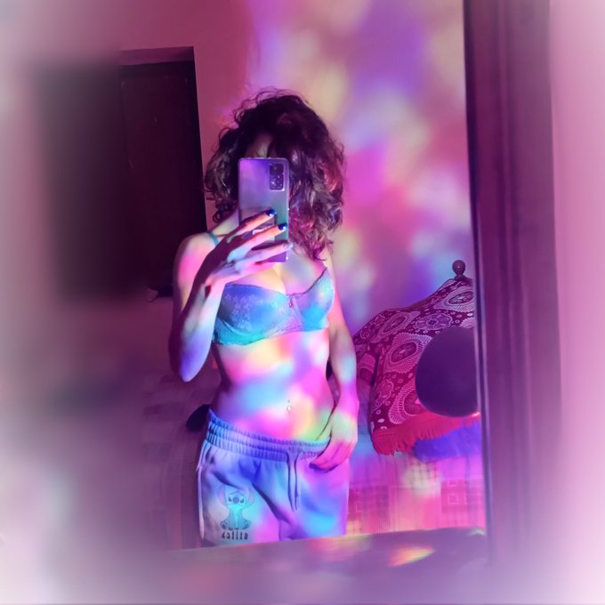 #NewProfilePic https://t.co/hBrrSFERYX<a href="/tag/newprofilepic"class="tags">#NewProfilePic</a>