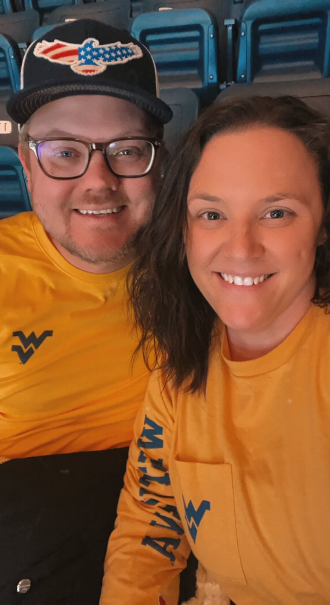 cwalls13's tweet photo. #wvugame https://t.co/8WDHqJHypm