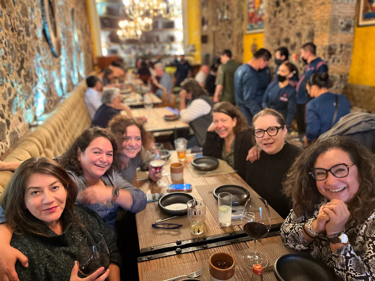 I hereby declare inaugurated the “Biden in Mexico Summit” 🇺🇸🇲🇽 #journalists #Mexico