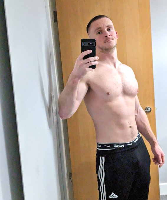 Evening🥤 https://t.co/jPmYRTbLI0