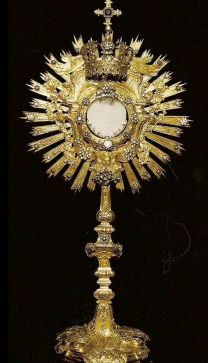 CarolBV7's tweet photo. Alabado y Adorado sea Jesús Sacramentado https://t.co/nDC52gHl1g