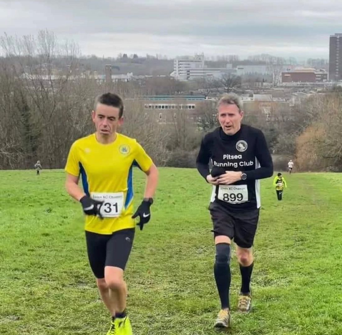 TonyRAgg's tweet image. Gloucester Park took centre stage in 2023 Essex XC Championships today, a longer course than last year, and equally if not a tougher test, pleased to scrape in under the hour mark, and bettered what I ran in 2022 👍 @Bcay_Striders @EssexAArunning #ukrunchat