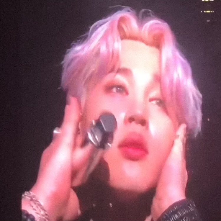 jikookalbum's tweet photo. prettiest doll 💗 https://t.co/dDCZqd3rPV