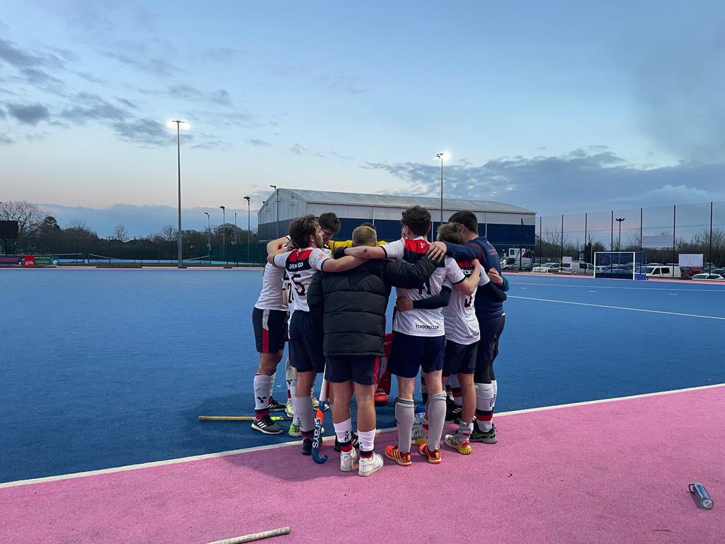 Bayley_027's tweet photo. You can’t play 10/10 every week… But you can work hard every week! When it matters you have to dig in! Resilient and gritty performance from the boys! MASSIVE game next week 🔴⚪️🔵 #UTV @TauntonValeHC https://t.co/JTlPm1IDNH