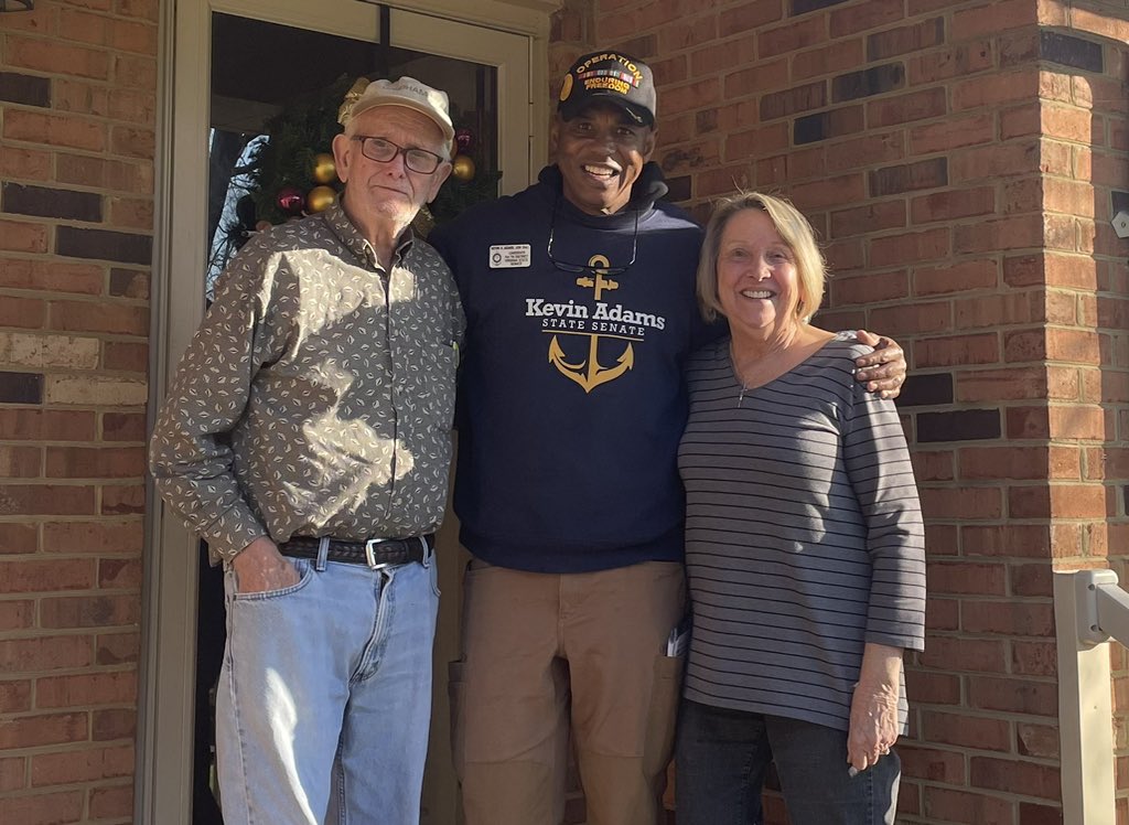 kevinadamsva's tweet photo. Great to have @BrewerForVa and @TaraDurantVA with me knocking doors today!
My team and I are putting in the work so I can join these two in Richmond to make our neighborhoods safer and cut taxes for hardworking families. Let’s get this done! #ElevenforKevin https://t.co/Wn0EX5QIlH