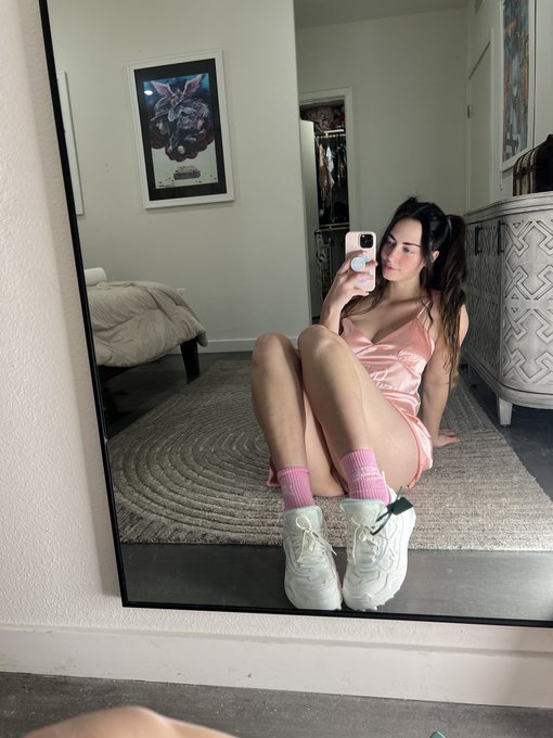 I know you zoomed in👀 https://t.co/f1bzpisVlE