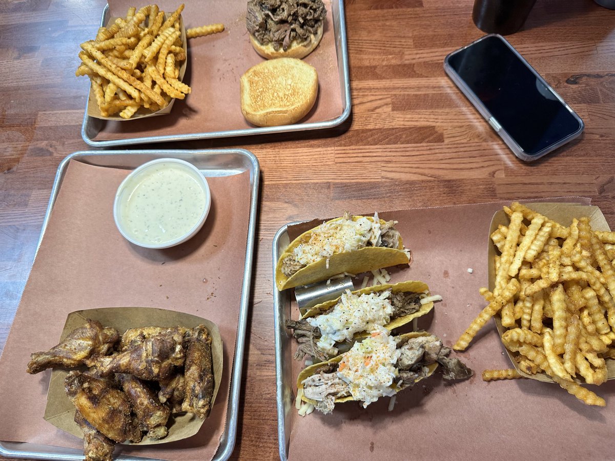 Ashley May Whovier 🎄 on Twitter "We ended up at Honey’s Bee Bee Que