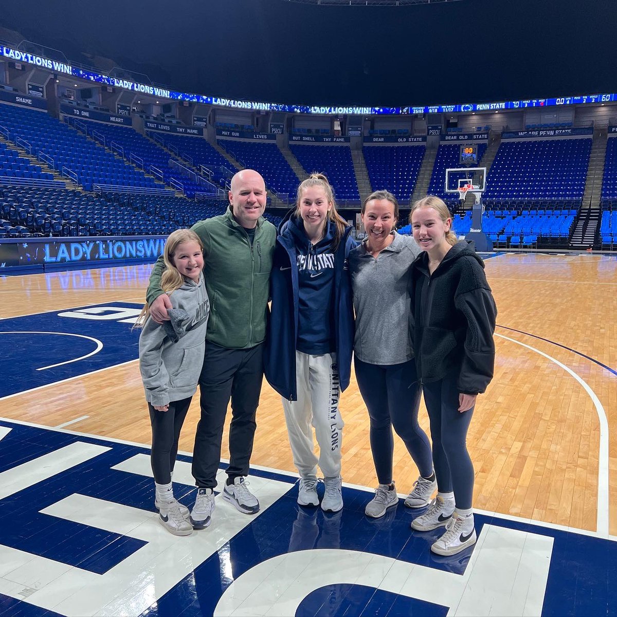markarouse's tweet photo. Fun weekend getaway to see @shay_ciezki play. Love the Czieki family! Great win @PennStateWBB https://t.co/bXiF854lze