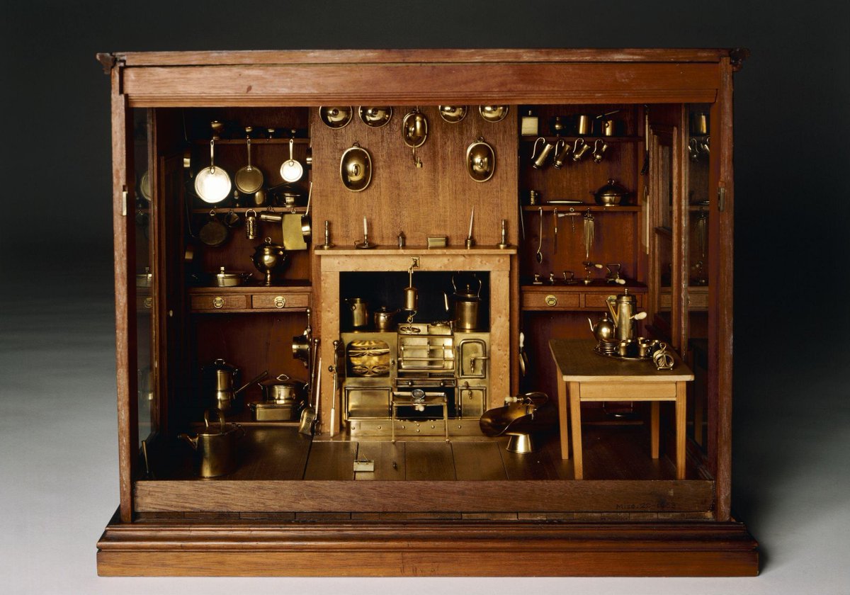 Dolls' kitchen, 1860. Victoria & Albert Museum.