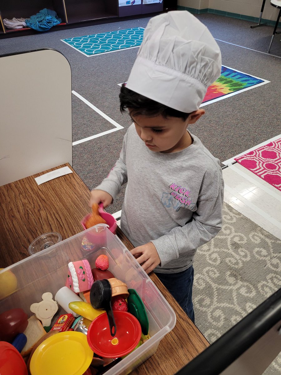 Laura Bull tweet media