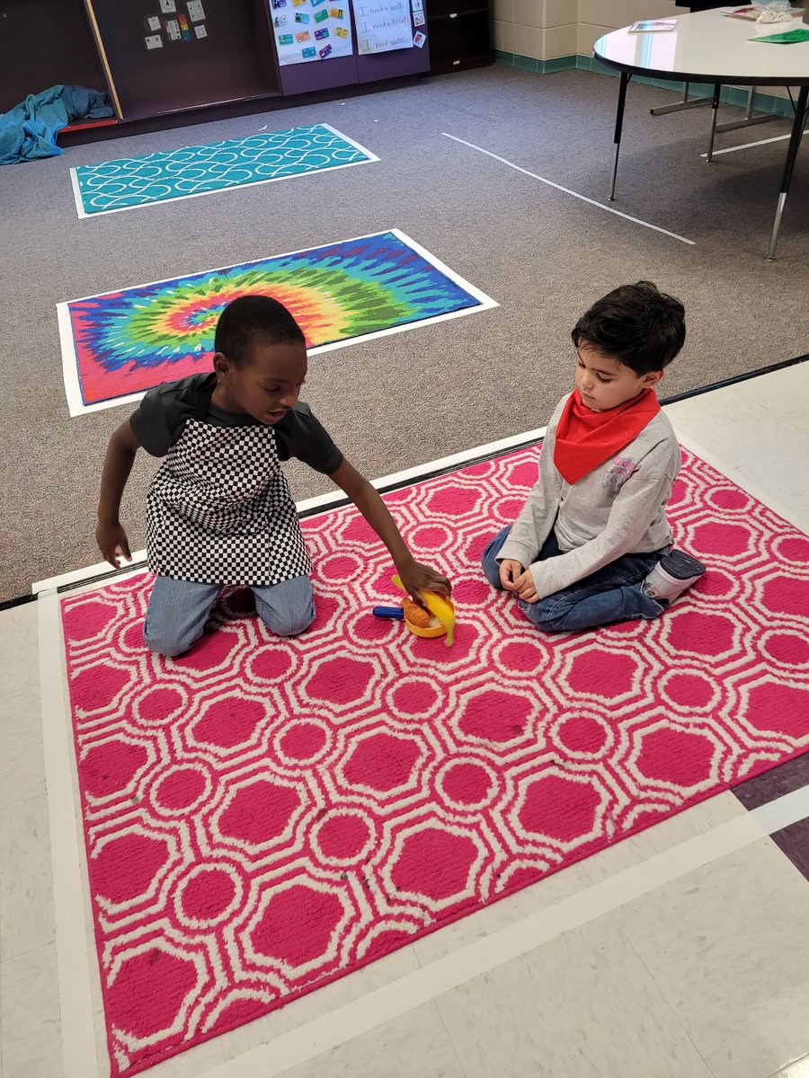 Laura Bull tweet media