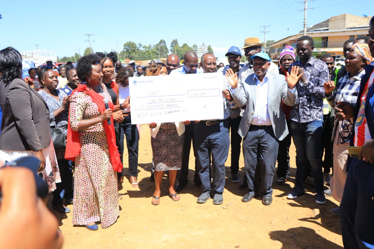 GladysShollei's tweet photo. On behalf of ALTEN Solar Farms Ltd, directors Eddy Njoroge, Zephania Mbugua and Peter Sibondo graciously donated 1.8 million shillings for NHIF coverage for vulnerable families in Uasin Gishu ALTEN operates a  solar farm in my neighbourhood at Plateau, Eldoret. Asante Sana ALTEN. https://t.co/kOFMh5zWNn