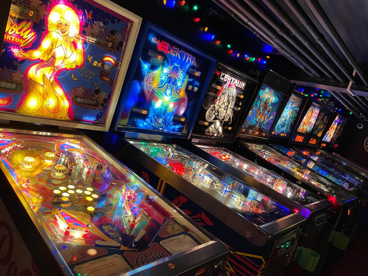PropellerBeer's tweet photo. Propeller Arcade ❤👾🍺
This hidden gem is the perfect place to be on a snowy Saturday.
Retro arcade games, delicious pints, & killer tunes. ✌
Open
Wed-Thurs: 4PM-10PM
Fri: 4PM-12AM
Sat: 12PM-12AM
Sun: 12PM-10PM
#DrinkPropeller #PropellerArcade #PropellerBeer https://t.co/TF6xF4OchT